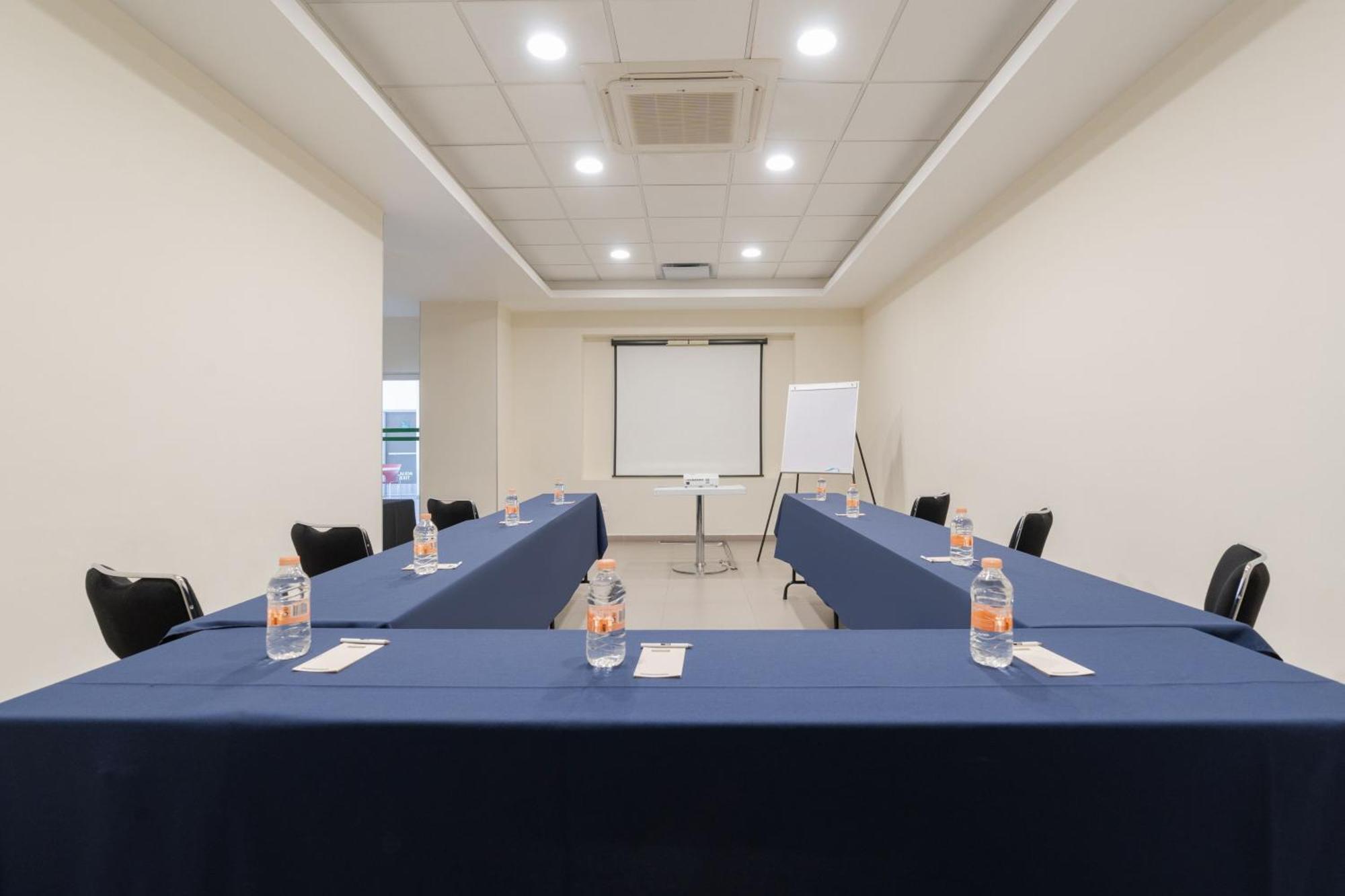 City Express Junior By Marriott Aguascalientes Centro Ngoại thất bức ảnh