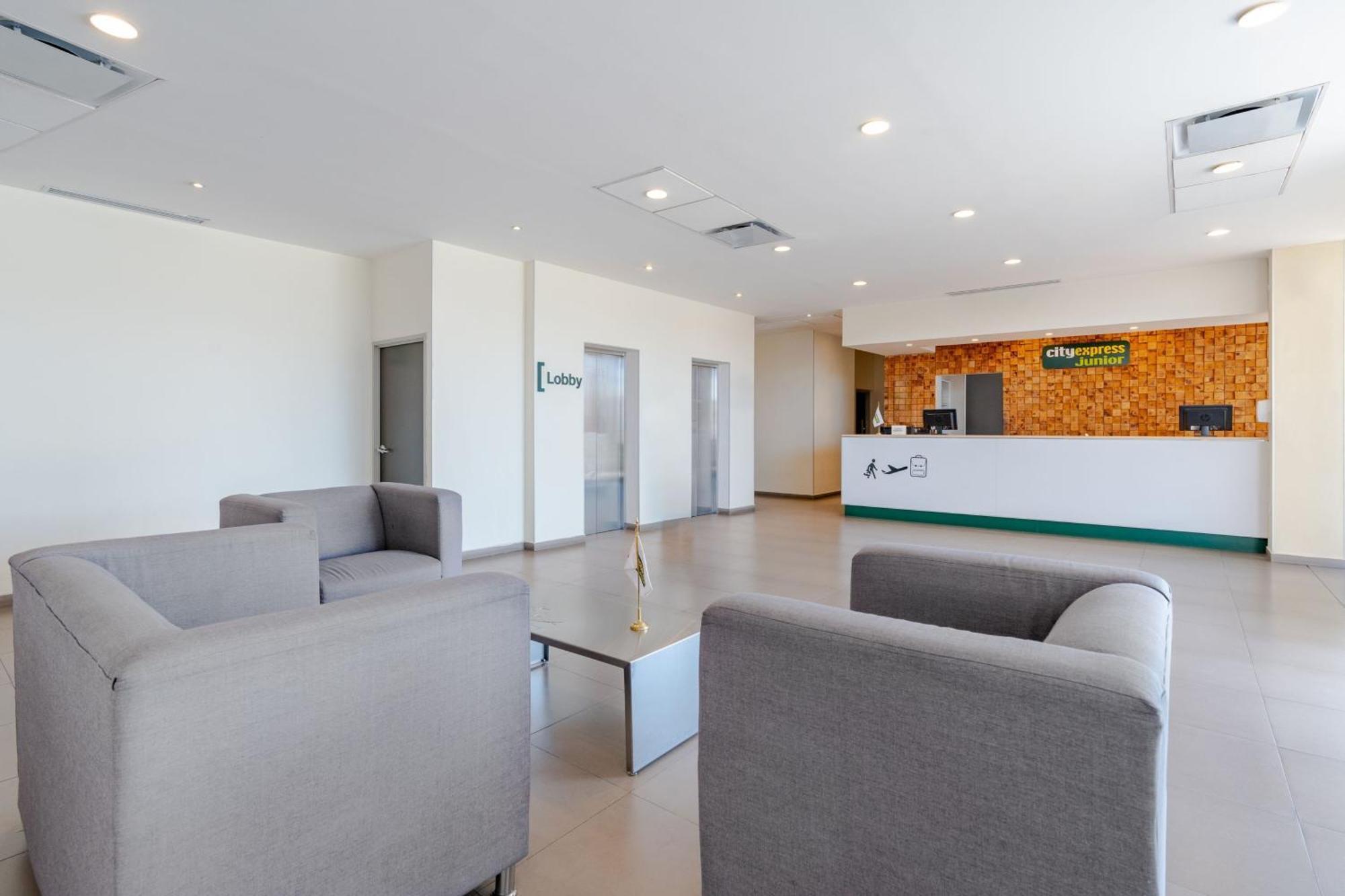 City Express Junior By Marriott Aguascalientes Centro Ngoại thất bức ảnh
