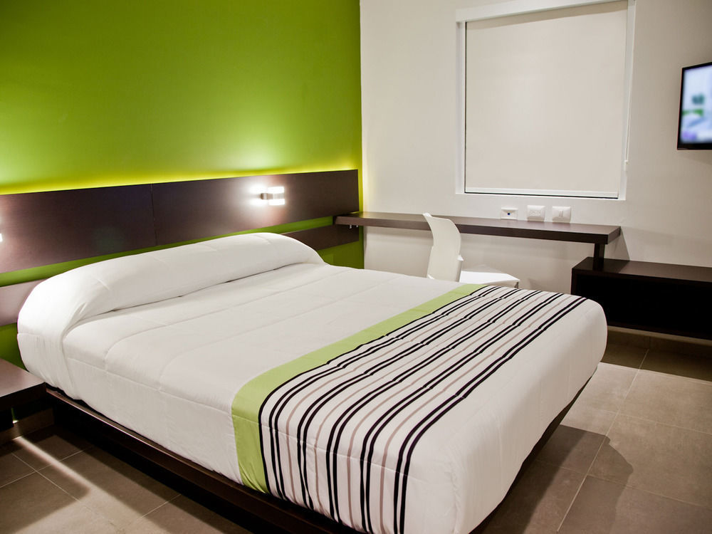 City Express Junior By Marriott Aguascalientes Centro Ngoại thất bức ảnh